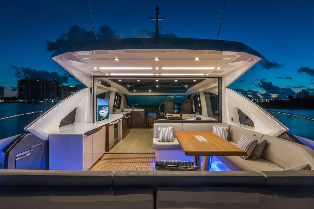 Yacht 3